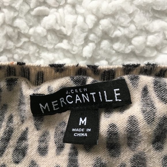 printed top - Picture 2 of 2